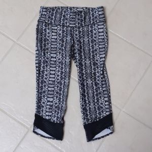 Under Armour Crop Leggings